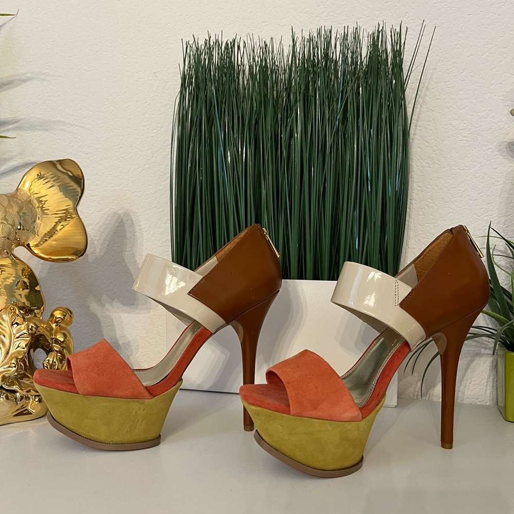 Color Block Stilettos - Picture 3 of 10